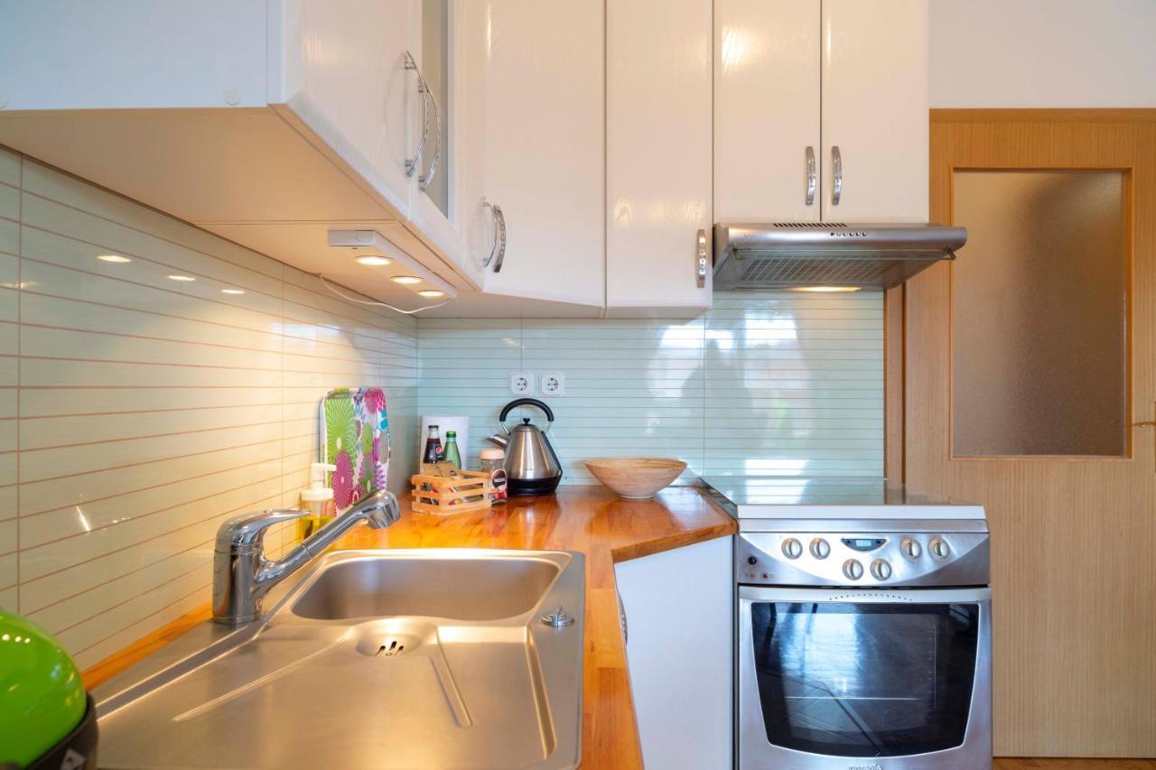 Apartman Adriatic Sea Promajna Exteriér fotografie