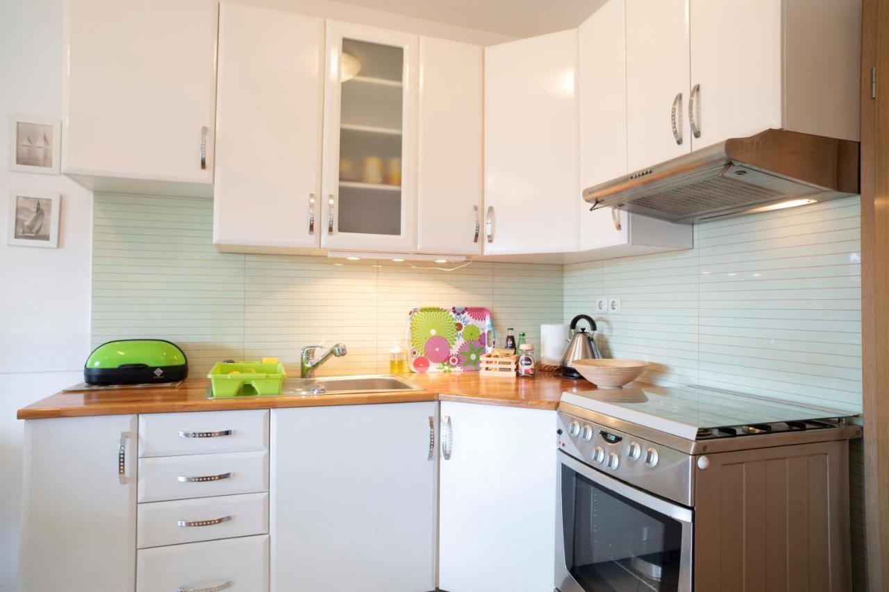 Apartman Adriatic Sea Promajna Exteriér fotografie