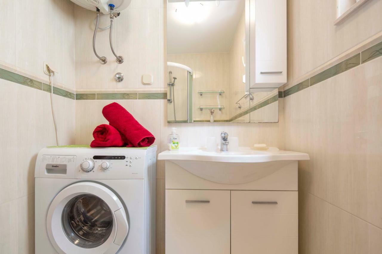 Apartman Adriatic Sea Promajna Exteriér fotografie
