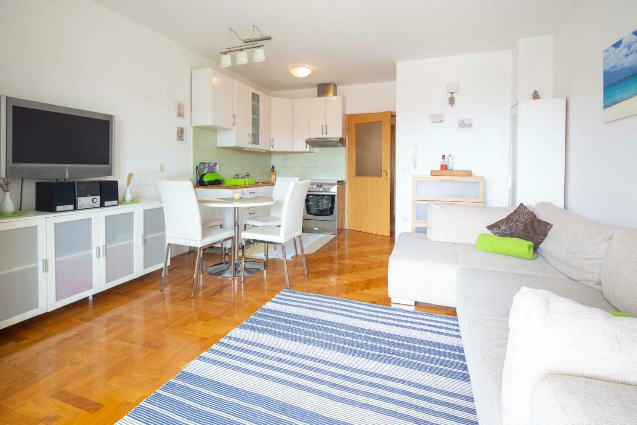 Apartman Adriatic Sea Promajna Exteriér fotografie